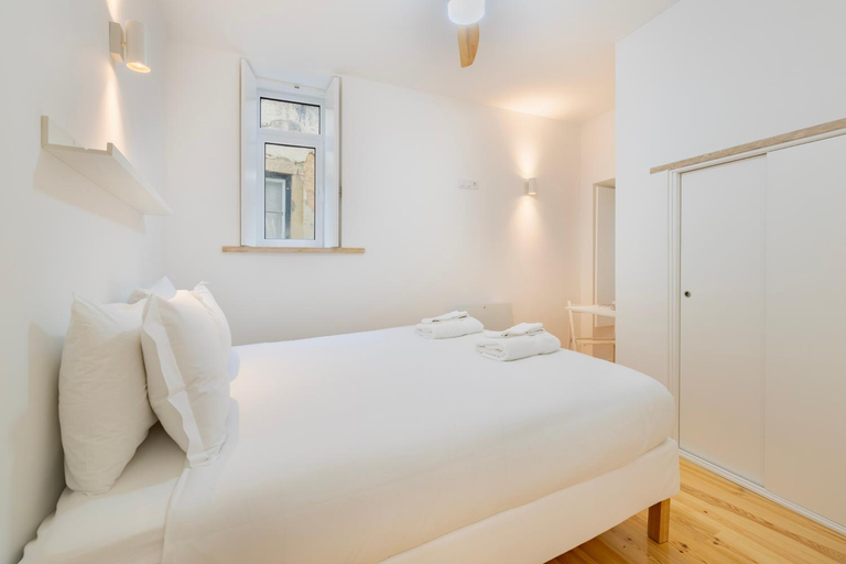 Bedroom 2, Alfama Fado Apartments, Lisbon