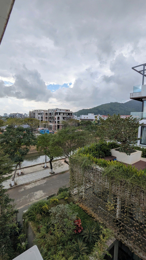 Property grounds 2, Thanh Ha Apartment, Da Nang