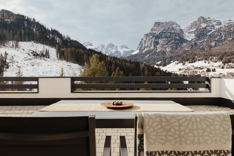 Food & Drinks, Apartments Roda de Ciar, Bolzano