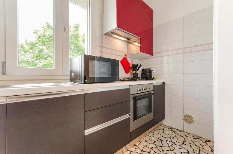 Private kitchen, Elisa Flat - 15 min from Venice & Wi-Fi, Venezia
