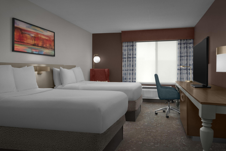 Bedroom 3, Hilton Garden Inn Westbury, Nassau