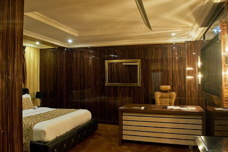 Others 5, No. 1 Hotel Ibadan, IbadanSouth-West