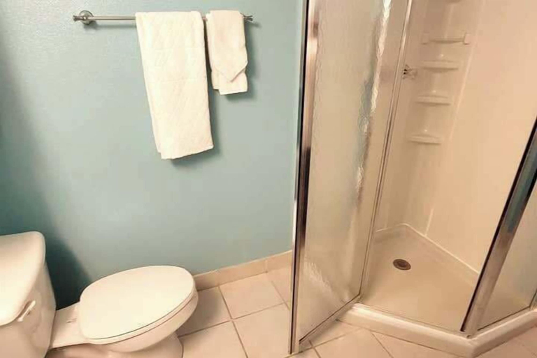 Bathroom 3, Bahia Mar #426, Cameron