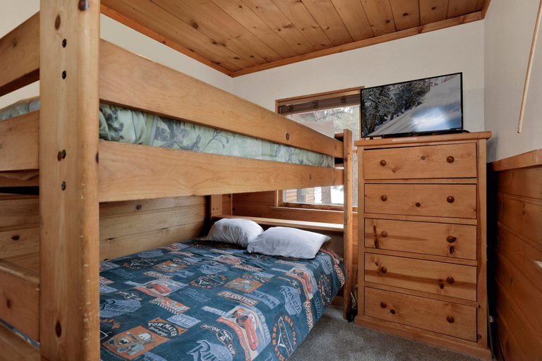 Bedroom 1, Little Bear #1079, San Bernardino