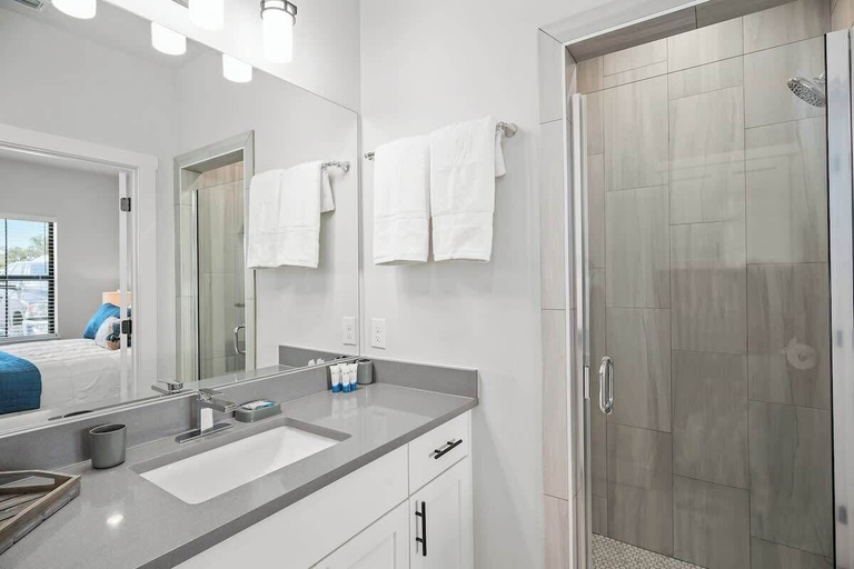 Bathroom, Lucille's Abode With Hot Tub, Gillespie