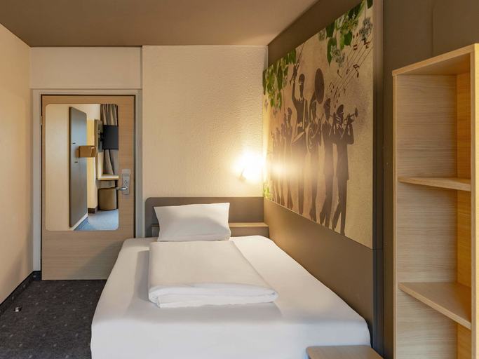 Bedroom 4, B&B HOTEL Gießen-Linden, Gießen