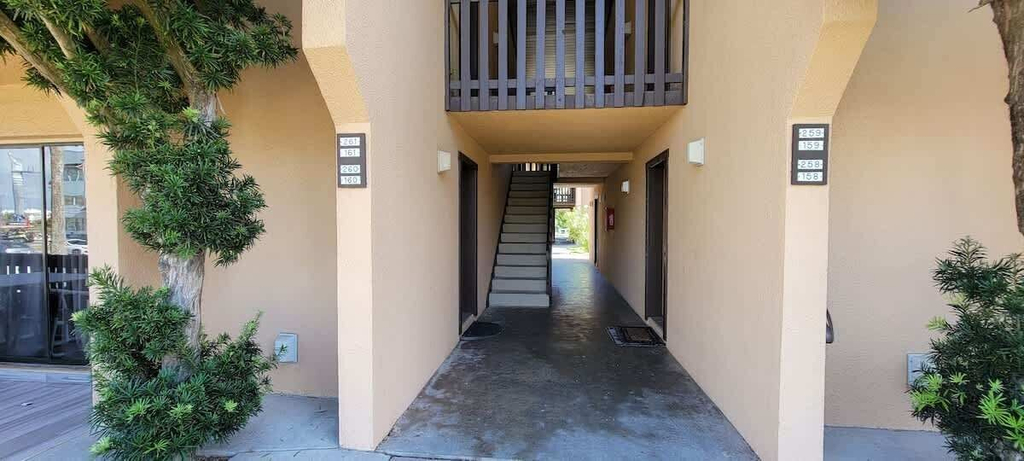 Exterior detail 3, 2nd Floor - Heated Pool - New Remodel - Beach, Cameron