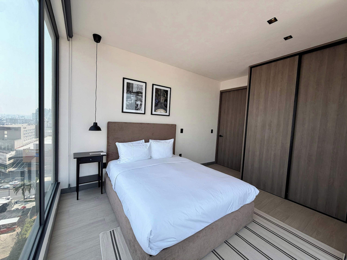 Room 5, w Engaging 3BR w Balcony in Be Grand del Valle, Mexico City