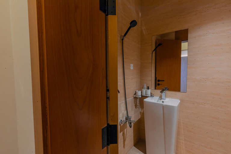 Bathroom 2, Riyadh Luxury الرياض لاكجري للشقق الفندقية, Riyadh