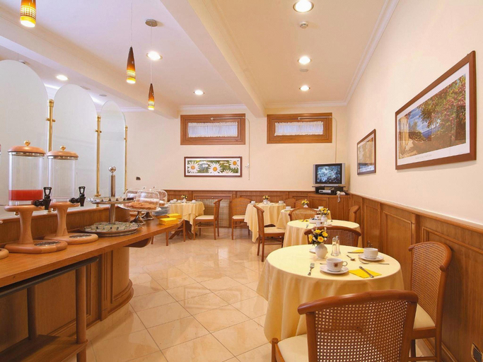 Food & Drinks 5, Buono Hotel, Napoli