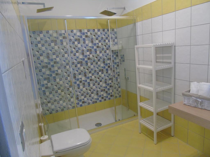 Bathroom 3, COUNTRY HOUSE Marj & Jo RESORT, Salerno