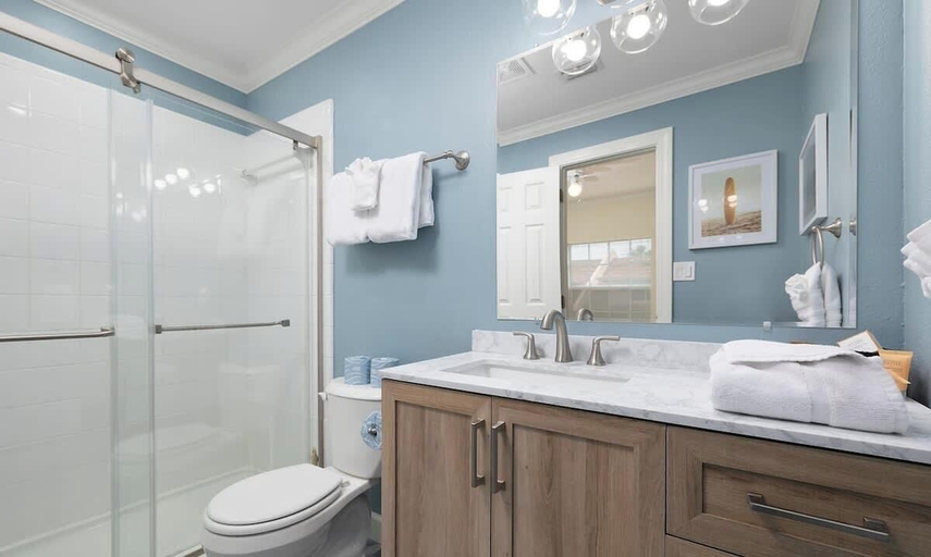 Bathroom 2, Sea Dancer #10, Cameron