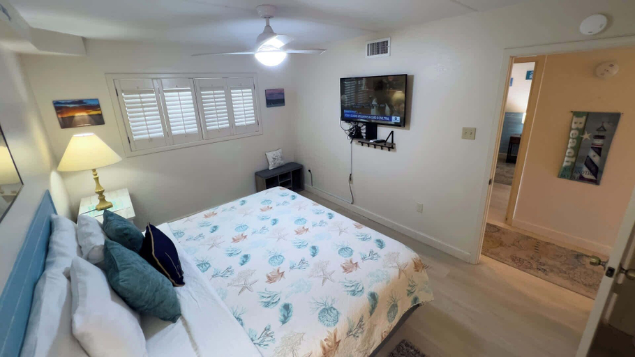 Bedroom 2, Villa del Sol - #205, Cameron
