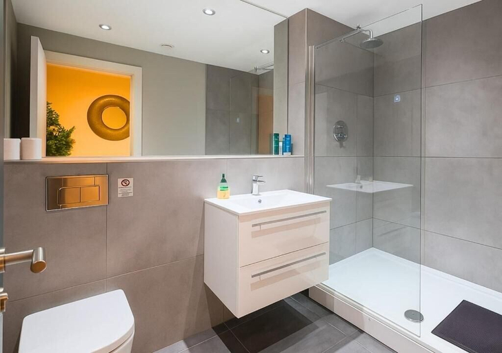 Bathroom 4, Urban Nest Liverpool near Cavern Quarter, Sefton