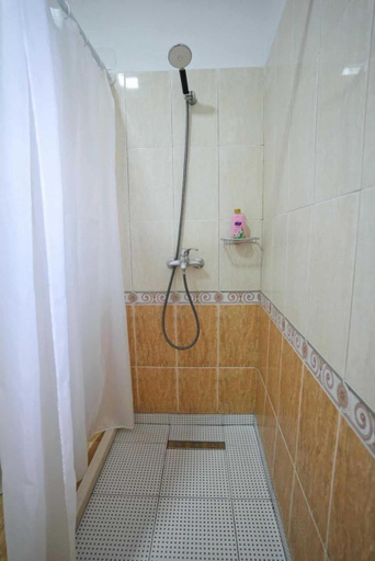 Bathroom 4, Hotel Brahimi, Gjirokastrës