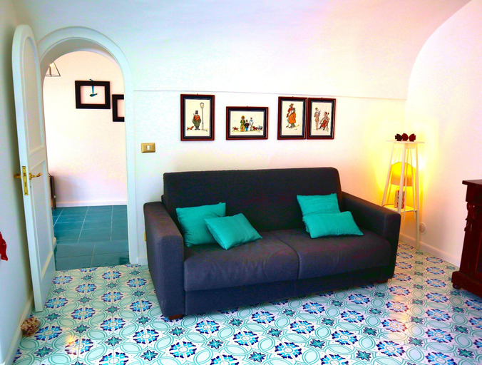 Room 4, Villa Terrazza e la Luna, Salerno