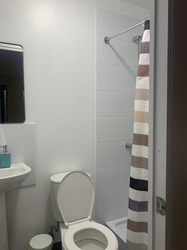 Bathroom 3, Peninsula Hostel, Iquique