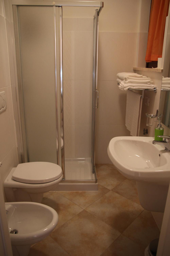 Bathroom 3, Residence Stella Del Gran Sasso, Teramo