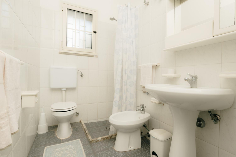 Bathroom, Sage Beach Trullo in Pescoluse, Lecce