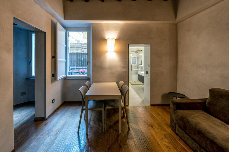 Others 5, Roma apartments, Rome