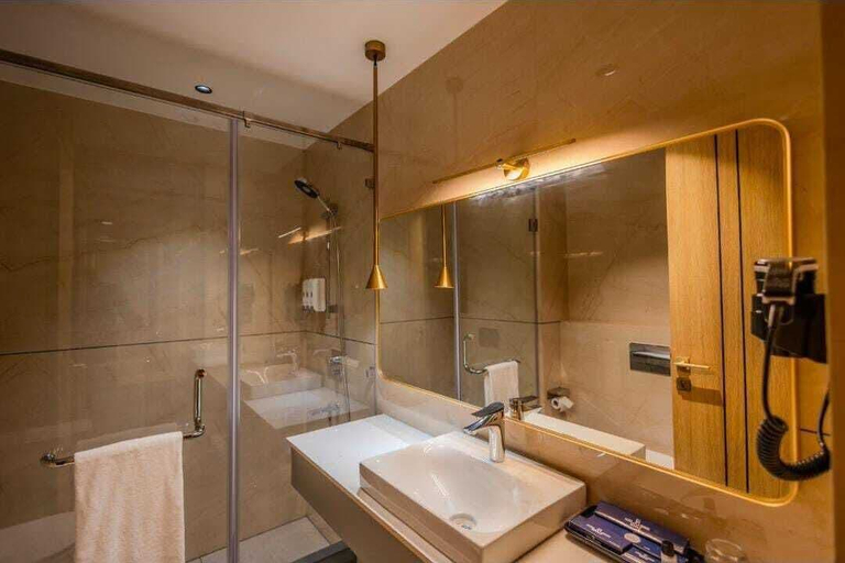 Bathroom 4, Grand Benale, Kannur