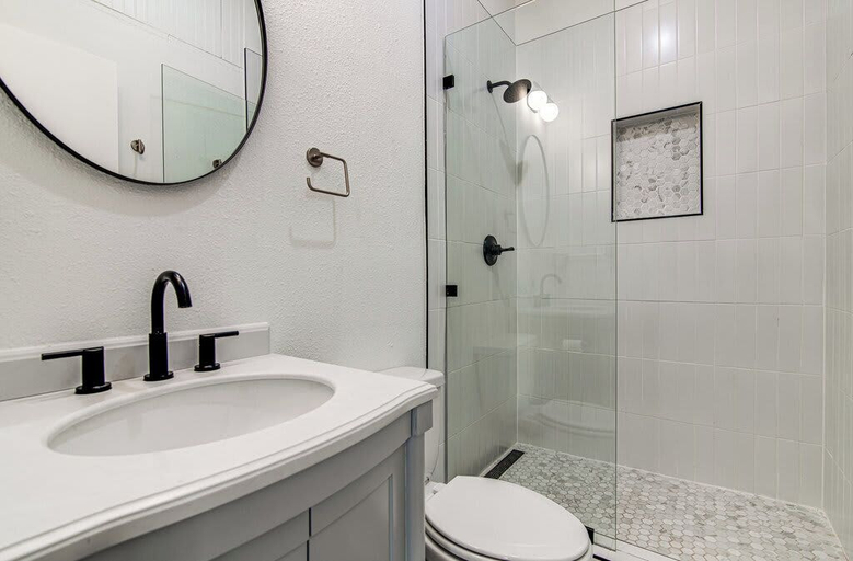 Bathroom, Lake Buchanan Retreat W/hot-tub, Burnet