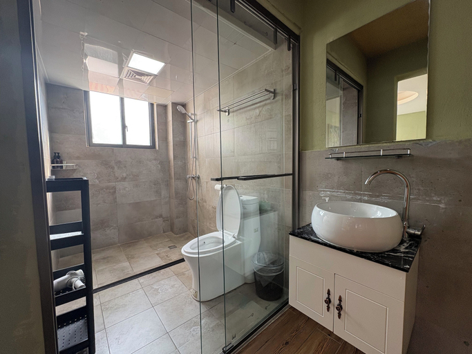 Bathroom 3, Serene Vale Inn Guilin, Guilin