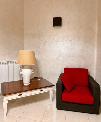 Others 5, B&B Sud Est, Lecce