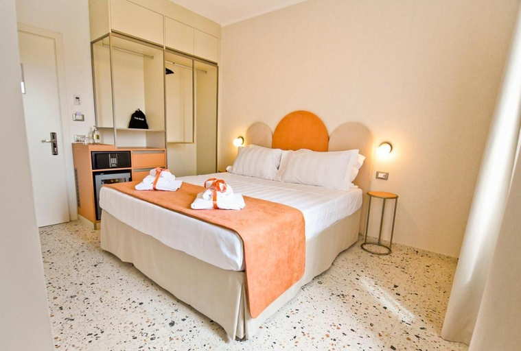 Bedroom 5, Hotiday Venezia Cape, Venezia