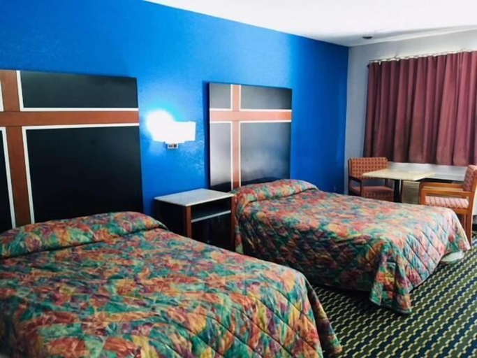 Room 3, Fulton Inn Motel, Fulton