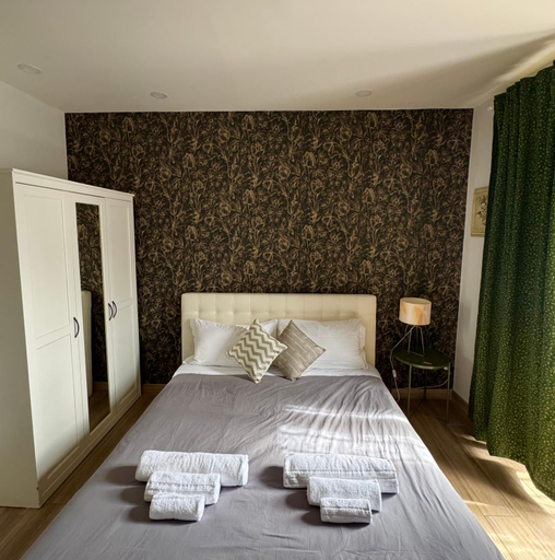 Bedroom 2, Casa Vittorio, Catania