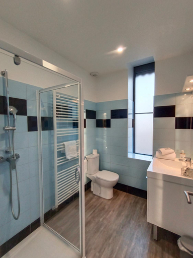 Bathroom 3, Appart'Hotel Parc Johan, Saône-et-Loire