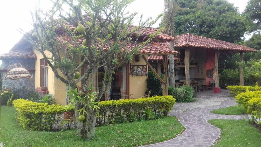Others 5, Hotel del Campo, Quimbaya