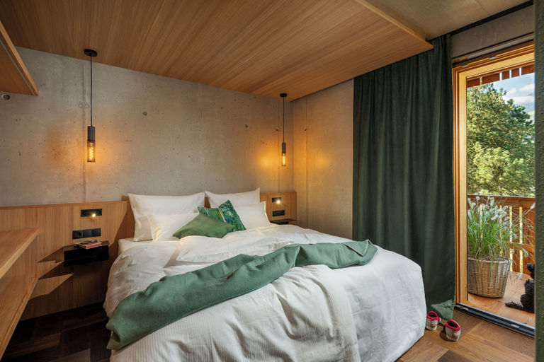 Room 5, bläkat, Schwaz