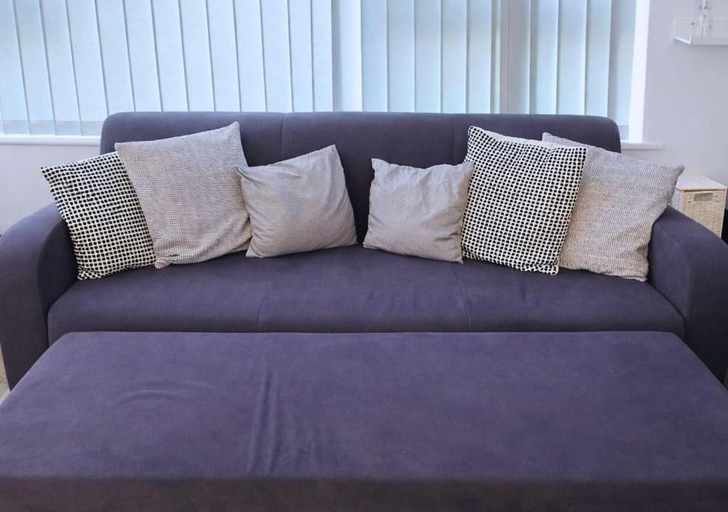 Living area 2, Stylish City Escape near Cavern Q, Sefton