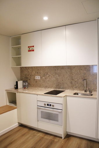 Kitchen 4, Rossio Garden Suites, Lisbon
