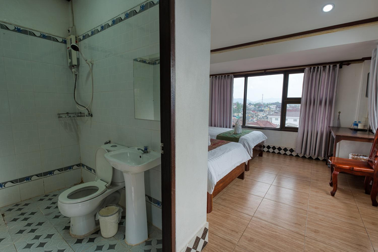 Bathroom, SD View Hotel, Vangvieng