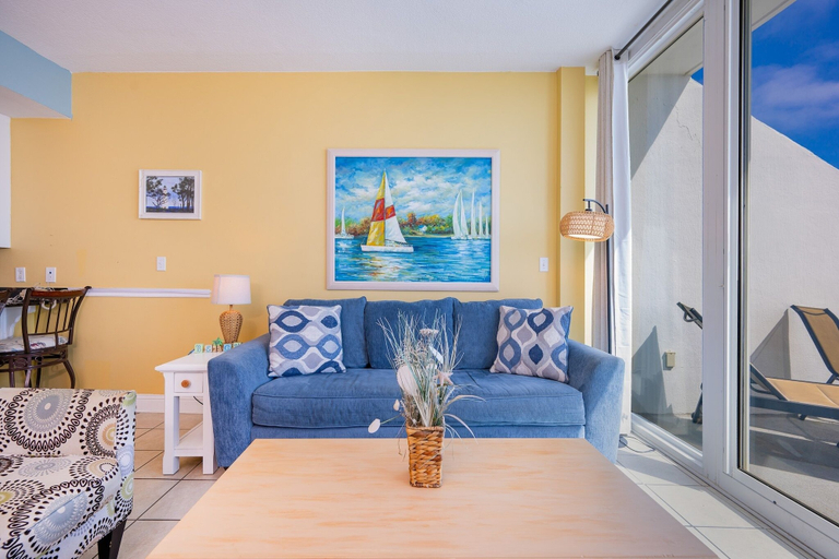 Living area 5, Lighthouse 1417 1 Bedroom Condo, Baldwin