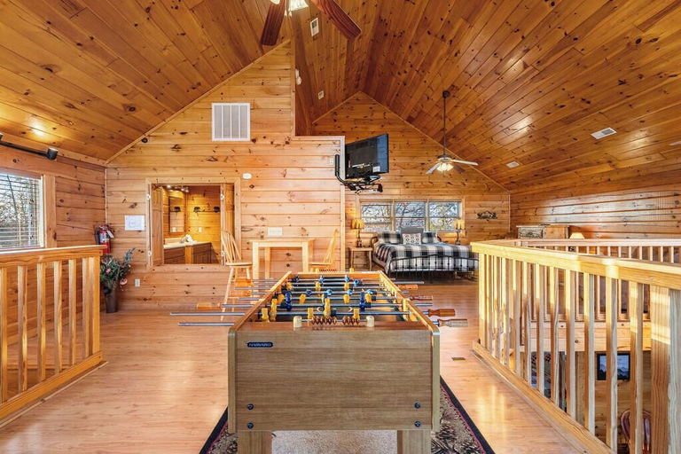 Food & Drinks 5, Eagles View Lodge, Sevier