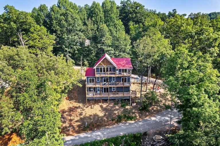 Exterior & Views 1, Tranquil Mountain Getaway By Ghosal Luxury Lodging, Sevier