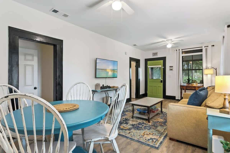 Room 3, Cozy Bungalow Near Shops-st Augustine, Saint Johns