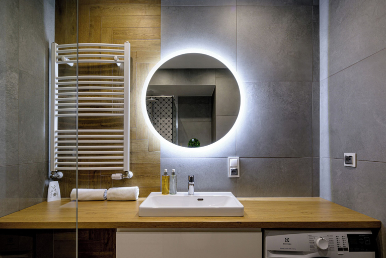 Bathroom 2, RentPlanet - Jedności Narodowej, Środa Śląska