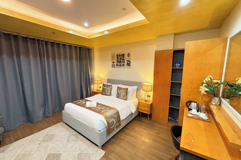 Room 5, Gamboa's Orchard Malilipot Albay, Bacacay
