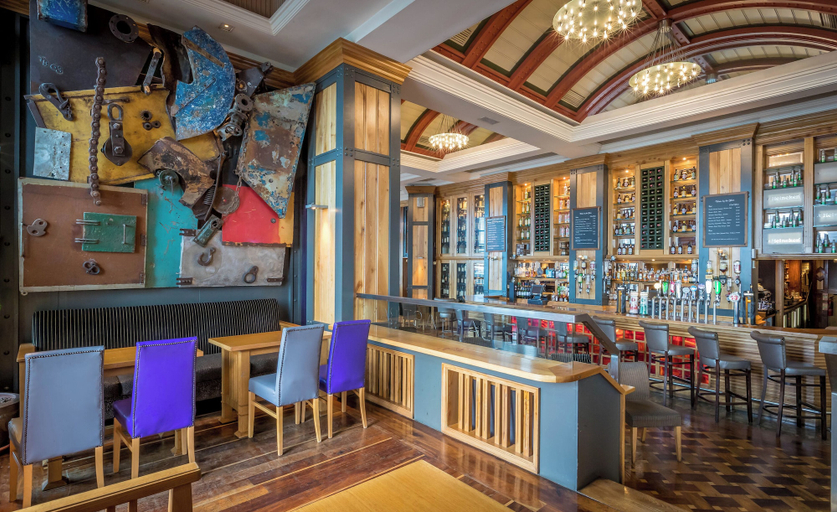 Food & Drinks, Talbot Suites at Stonebridge
