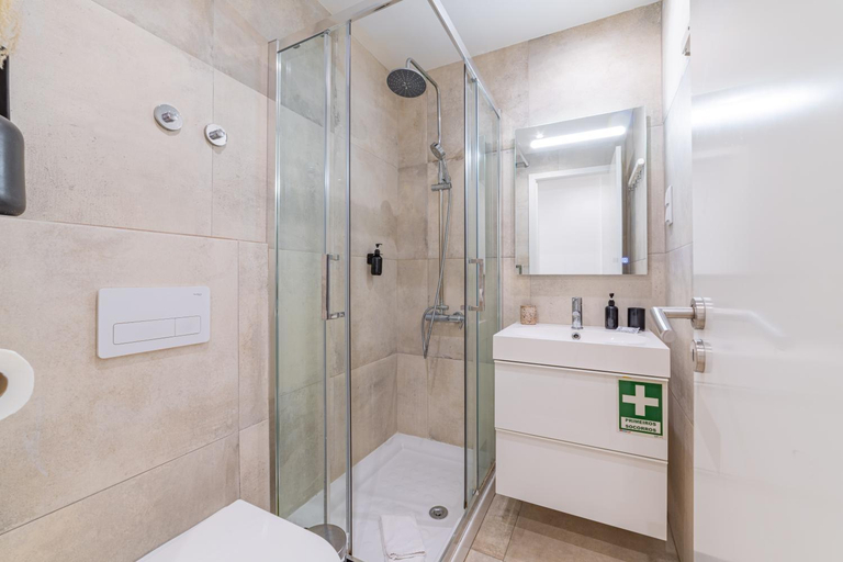 Bathroom 3, Lisbon Prime Living - Arriaga Apartments, Lisbon
