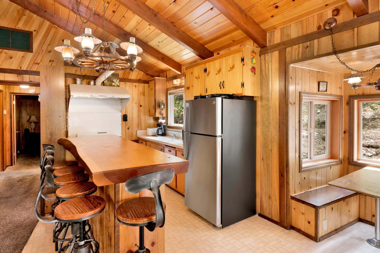 Private kitchen 4, Idle Ours Cabin #713, San Bernardino