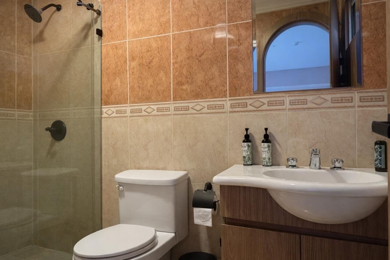 Bathroom 3, Casa Sierra, Cuenca