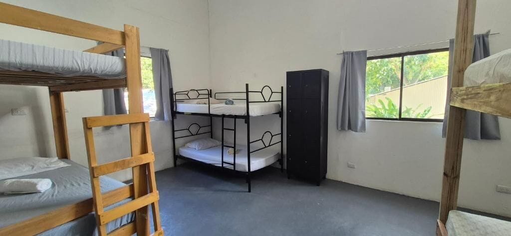 Room 5, Abacaxi Hostel, Puntarenas