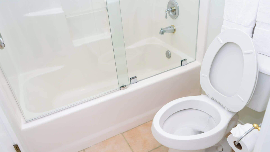 Bathroom 3, Upscale & Spacious Home - Renovated - Pool, Cameron