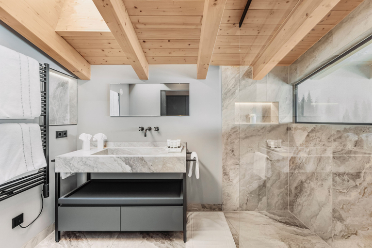 Bathroom 5, Hotel Madlein, Landeck